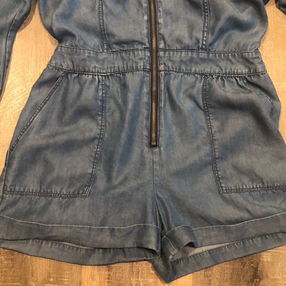 bebe lightweight blue jean colored soft romper - Picture 4 of 5